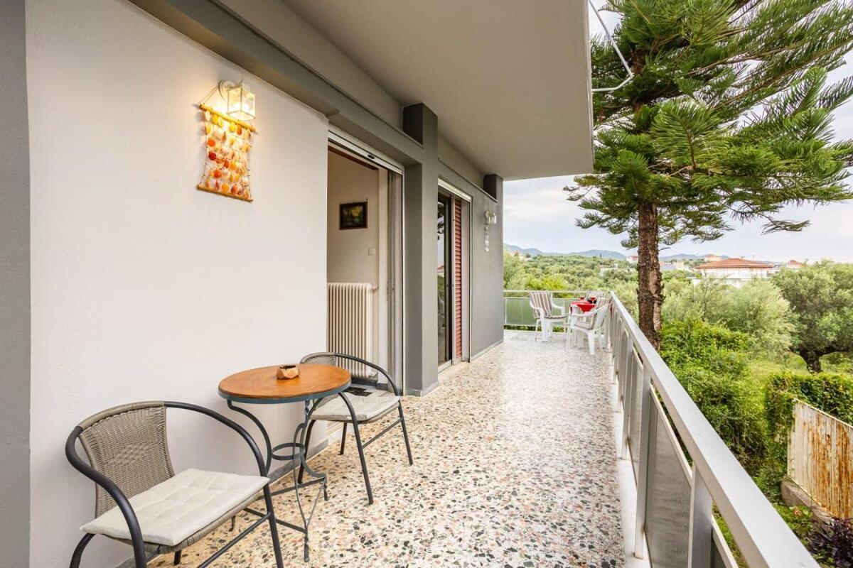 Seaside Family Haven - Avia'S Spacious Getaway Bagian luar foto