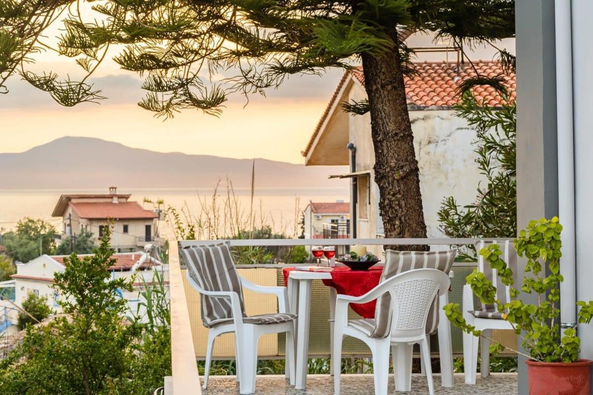Seaside Family Haven - Avia'S Spacious Getaway Bagian luar foto